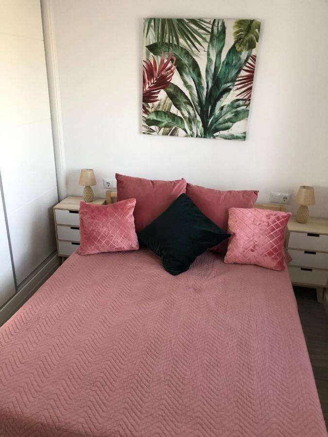 Alojamientos Con Piscina Privada Y Cerca Del Mar, Mire Las Fotos Y Elija El Suyo, Le Esperamos Chiclana de la Frontera Kültér fotó