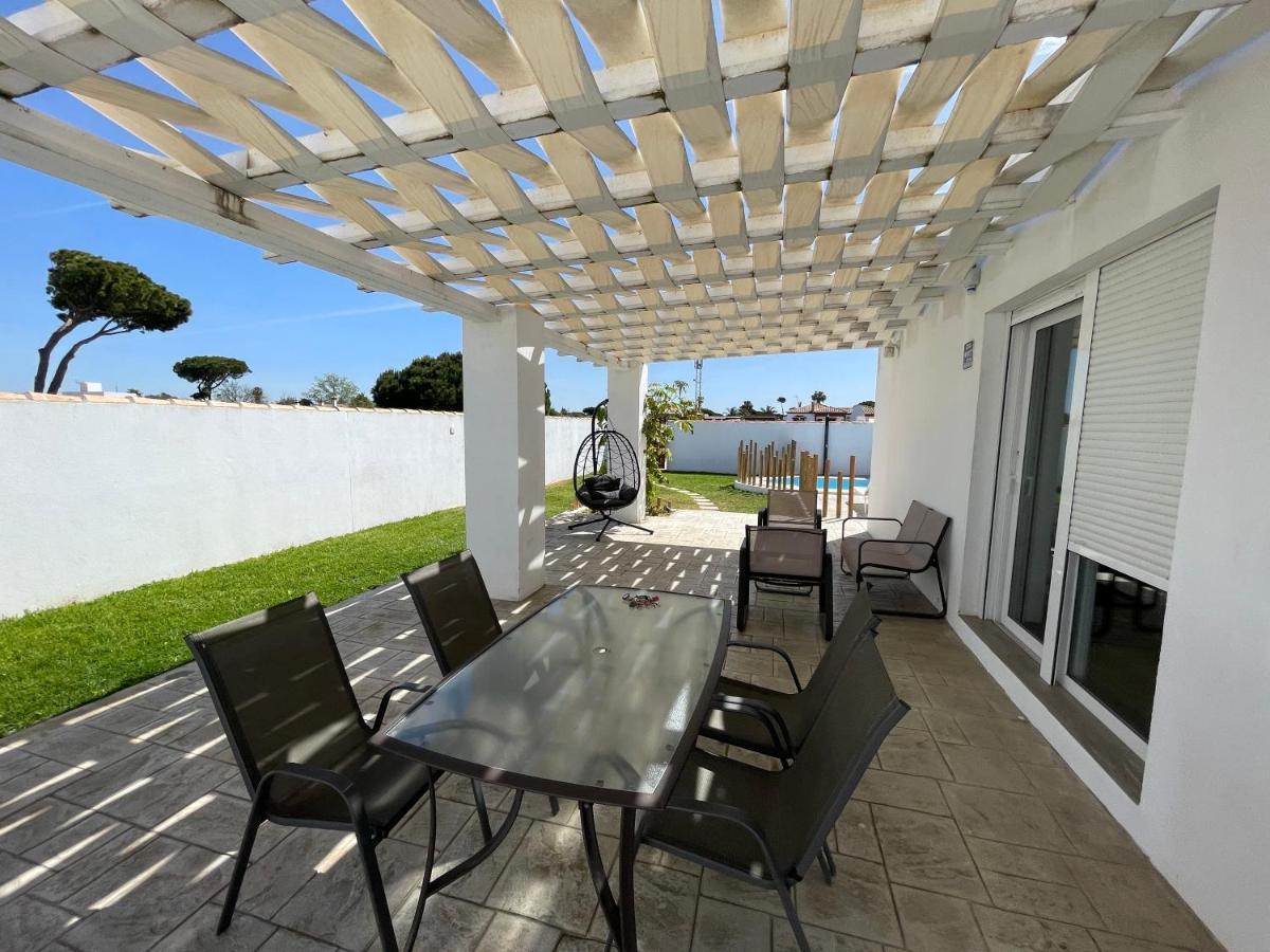 Alojamientos Con Piscina Privada Y Cerca Del Mar, Mire Las Fotos Y Elija El Suyo, Le Esperamos Chiclana de la Frontera Kültér fotó